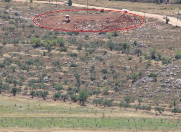 Settlers sweep the land south of Nablus