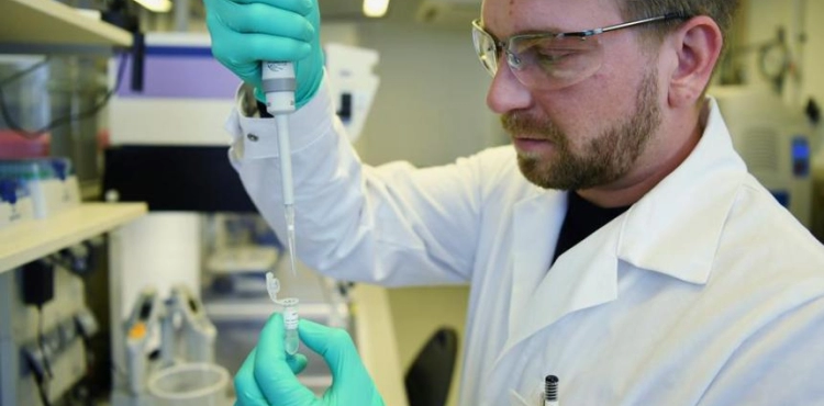 Russia tests two Covid-19 vaccines on humans