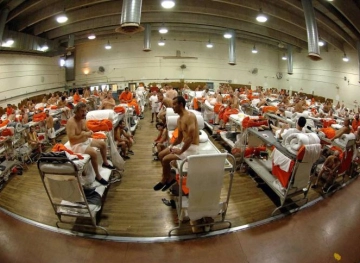 The state of California intends to release 8,000 prisoners