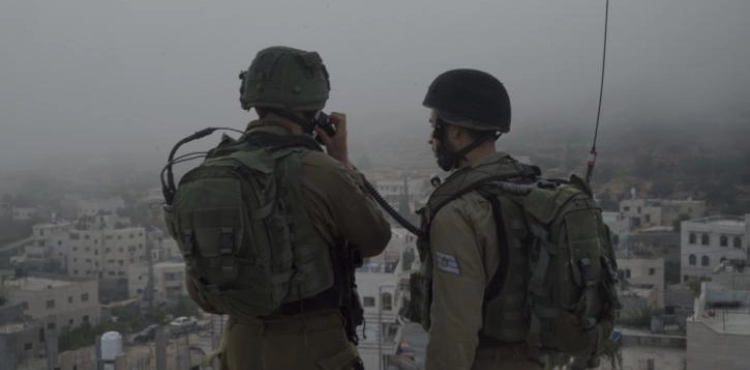Occupation arrests 7 citizens from the West Bank, including a former prisoner