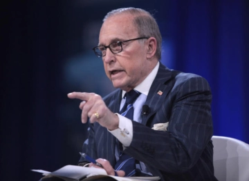 Trump&acute;s consultant expects 20% growth in the third and fourth quarters