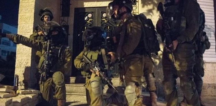 11 detainees in the West Bank Thursday