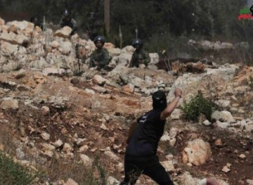 The occupation forces suppress the weekly Kafr Qaddum march