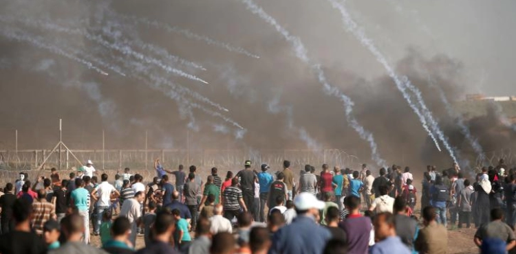 7 martyrs and scores injured on the Gaza Strip border