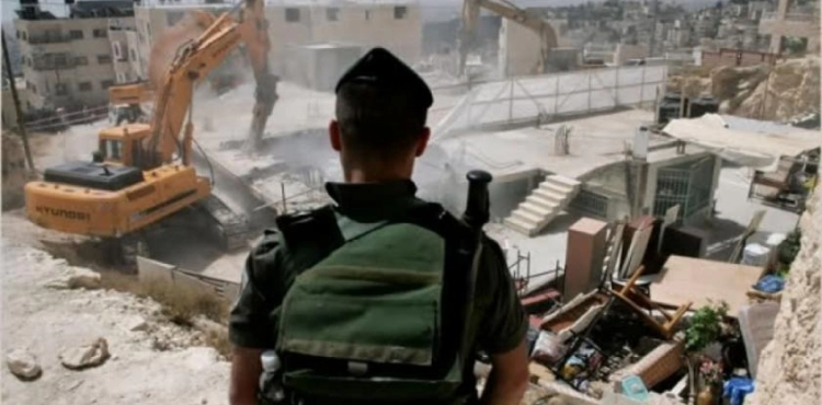 Hebron: The occupation threatens to demolish four homes in the towns of Ramadin and Bani Naim