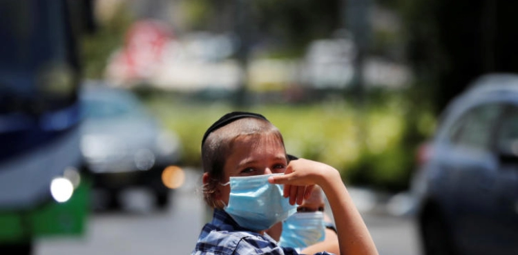 The Israeli government approves the imposition of a comprehensive closure to confront Corona