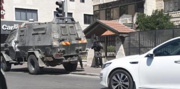 53 injuries due to the Israeli occupation forces storming Al-Amari camp