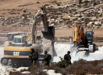 The occupation begins with demolition operations south of Nablus