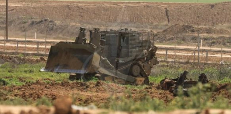 A limited Israeli incursion and targeting of farmers in the Gaza Strip