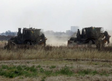 Gaza: A limited Israeli incursion and shooting towards farmers and fishermen