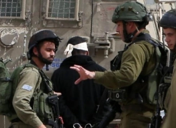 The occupation storms the city of Nablus in broad daylight and arrests two citizens