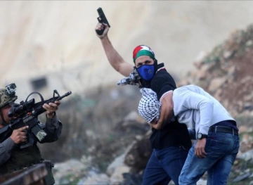 4 injuries, including 3 serious, and two were arrested during the storming of Qalandia camp