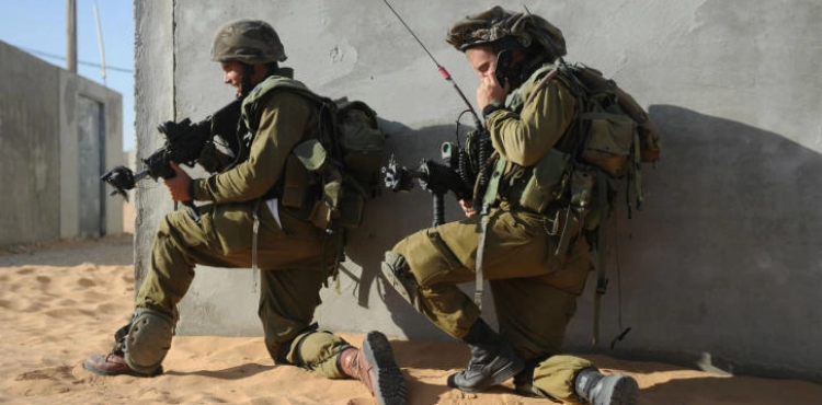 Israeli training in the cover of Gaza