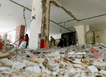 The occupation forces Maqdisi to demolish his house on the pretext of not authorizing!!
