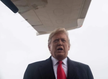 Trump accused of &quot;fraud&quot; on Americans