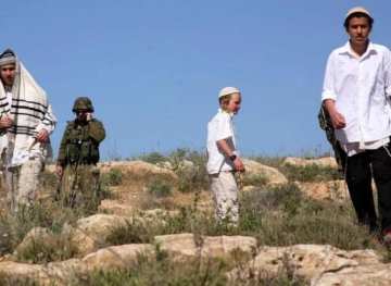 A young man and two women were injured in two attacks by settlers in Nablus