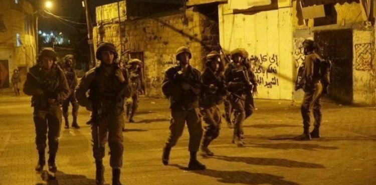 Arrests in the West Bank and hundreds of settlers storming Joseph&acute;s tomb