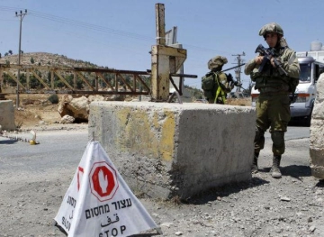 The occupation imposes a comprehensive closure on the West Bank and closes the crossings with Gaza on Purim