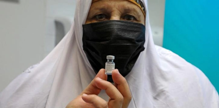 Health: 11 deaths and 1,555 new cases of Corona