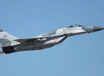 Russian MiG-29 fighter falls during training trip in Egypt