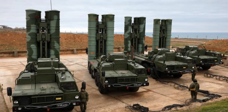 Russia urges Ukraine and NATO to halt military supplies amid tensions in Donbas