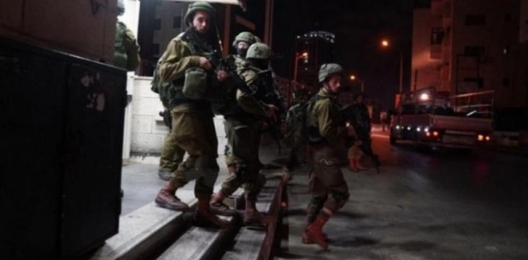 The occupation arrested two young men from Jerusalem
