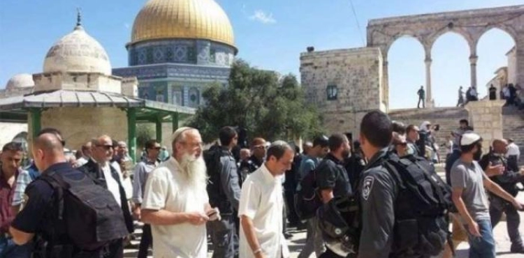 Palestinian scholars warn of destructive plans against Al-Aqsa