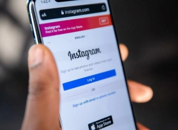 &quot;Instagram&quot; allows its users to filter direct messages from offensive phrases