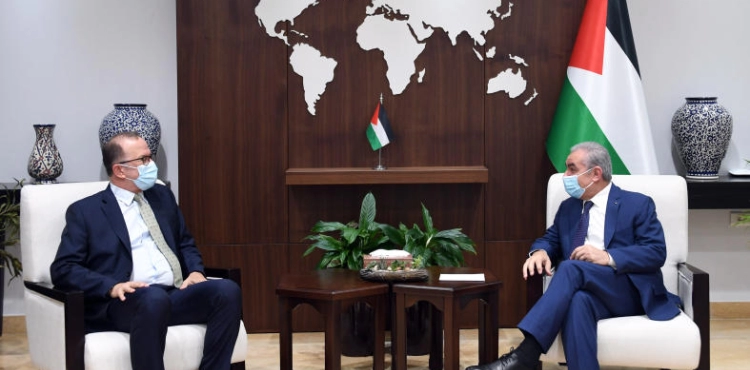 Shtayyeh calls on &quot;UNICEF&quot; to follow up on the occupationÂ´s crimes against children