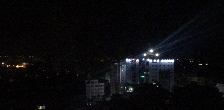 Israeli occupation planes destroy Al-Tadmur building in Gaza City