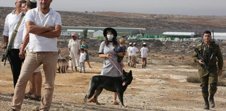 A civilian was injured as a result of an attack by settlers in Bethlehem