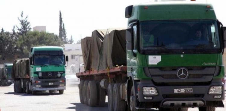 A Jordanian aid convoy on its way to Gaza