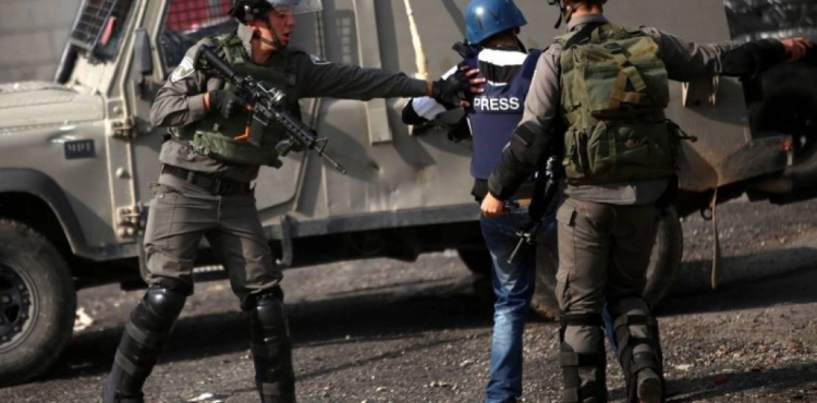 The â€œJournalists Support Committeeâ€ condemns the arrest of a journalist and the continuous aggression of the occupation and its settlers against photographers