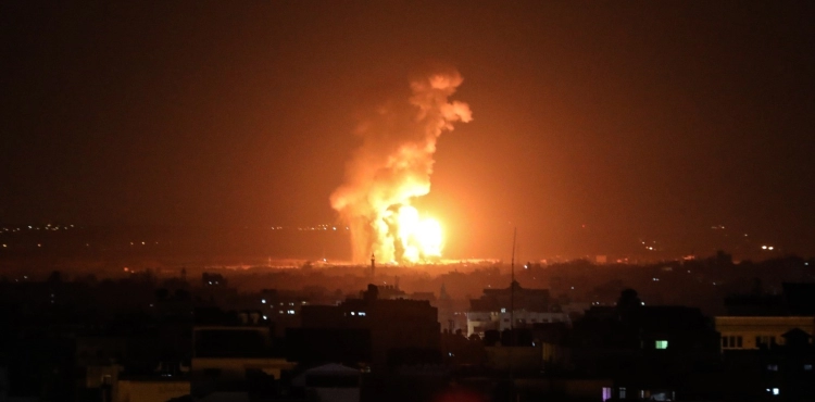 Israeli shelling targets positions in The Gaza Strip
