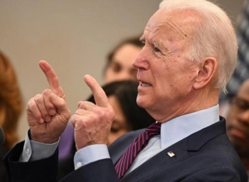 Biden: Trump shouldn&acute;t stay in office