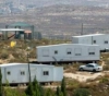 Settlers set up 20 caravans west of Kisan