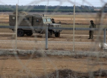 Israeli forces arrest 4 Palestinians from Gaza