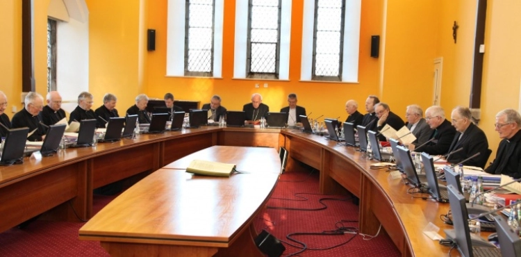 The bishops of Ireland call on the government of their country to recognize the state of Palestine