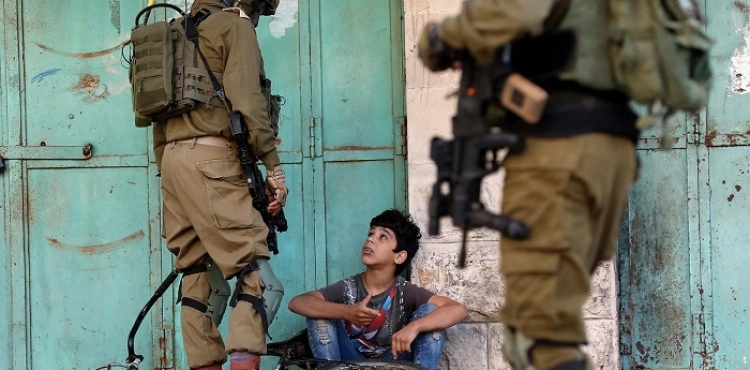Prisoners Authority: The occupation continues its systematic policy of abusing and abusing children during their detention