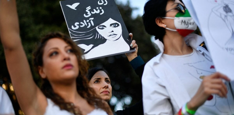 Investigation launched to determine the cause of death of a teenage girl in Iran