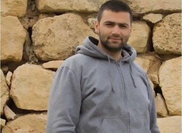 Despite the deterioration of his health and psychological condition, the solitary confinement of the prisoner Rabie Abu Nawas continues