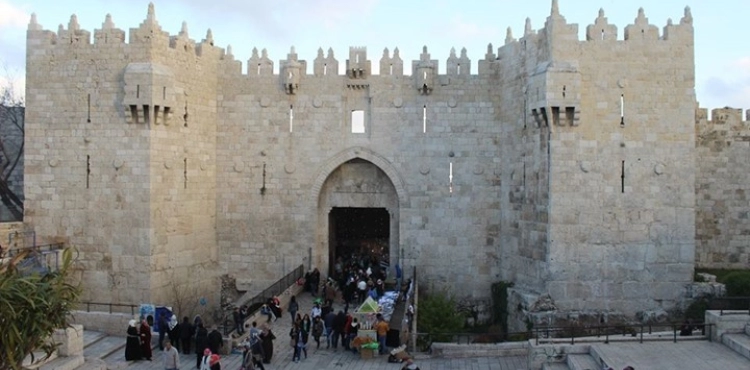 A discovery of a huge settlement project to separate AlMasara from Bad AlAmoud in Jerusalem
