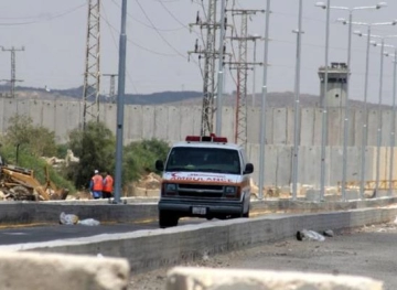 Al-Mezan Center denounces the occupation authorities&acute; continued closure of &quot;Erez&quot; Crossing