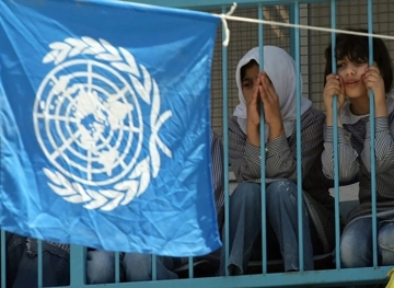 Gaza: Mass sit-in in support of renewed UNRWA mandate
