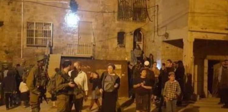 Two injured in an attack by settlers in the Jordan Valley