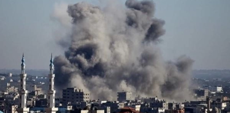 Two Israeli raids north and south of the Gaza Strip