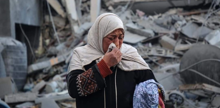 They destroyed the joy of my daughter the bride: The reaction of a Palestinian woman. The occupation destroyed their home in Gaza